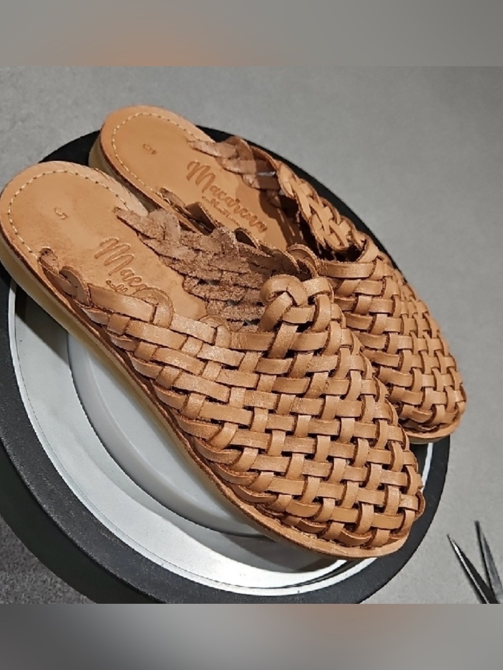 Macarena Woven Slide Sandals in Tan size 5/8 us - Picture 5 of 9